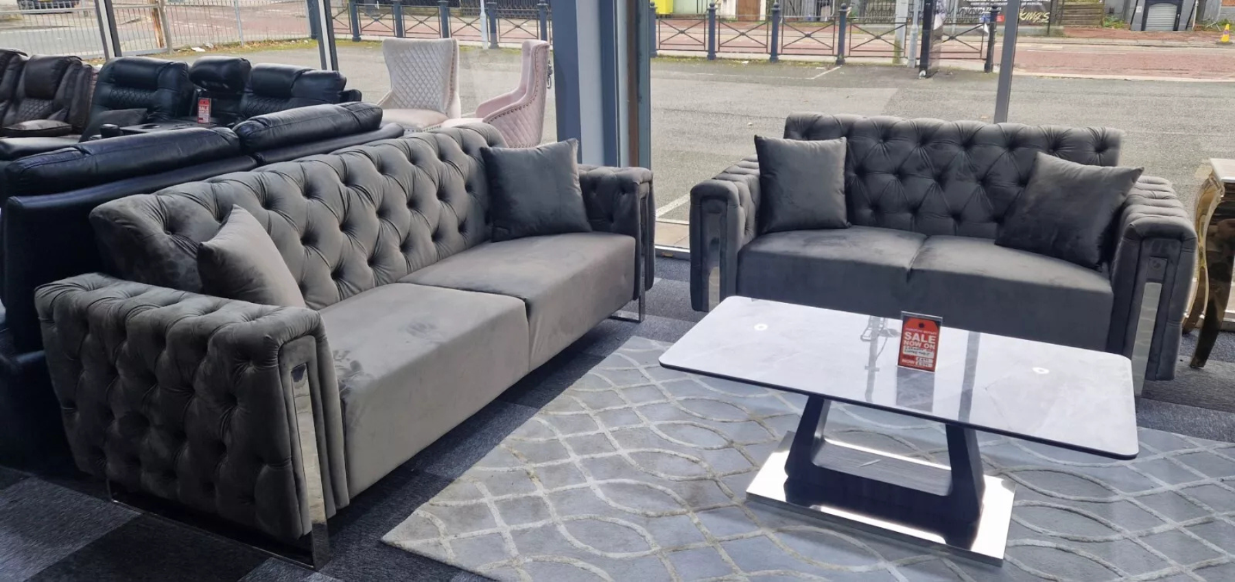 🛋️ Tuxedo Sofa Set