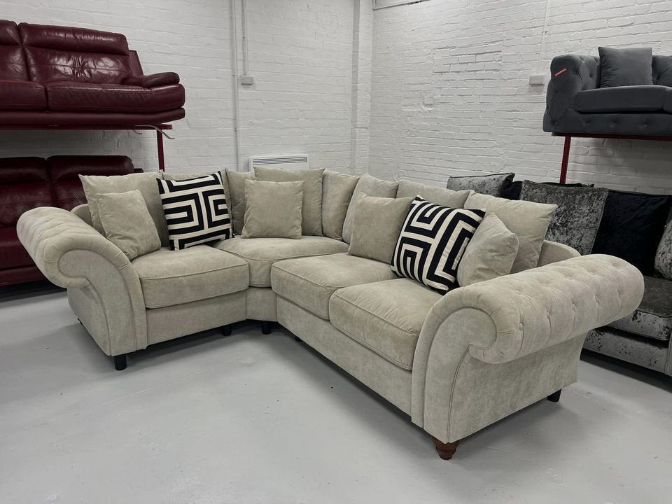 🛋️ Nicole Sofa Set