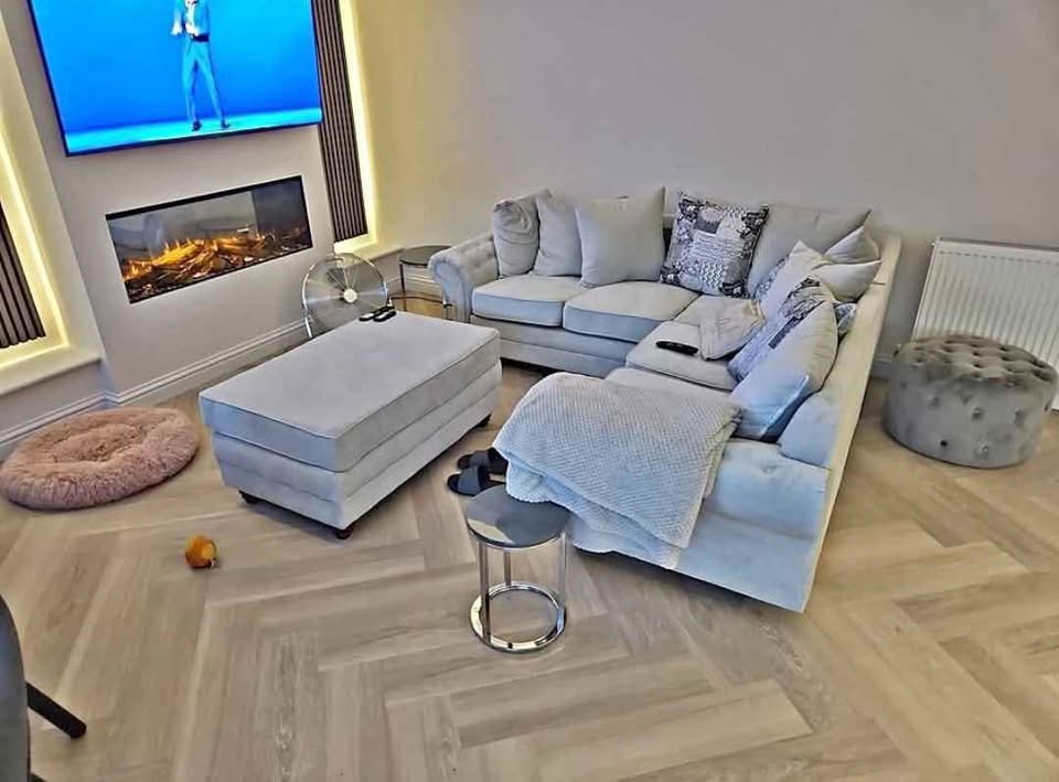 🛋️ Nicole Sofa Set