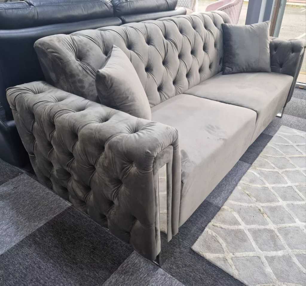 🛋️ Tuxedo Sofa Set