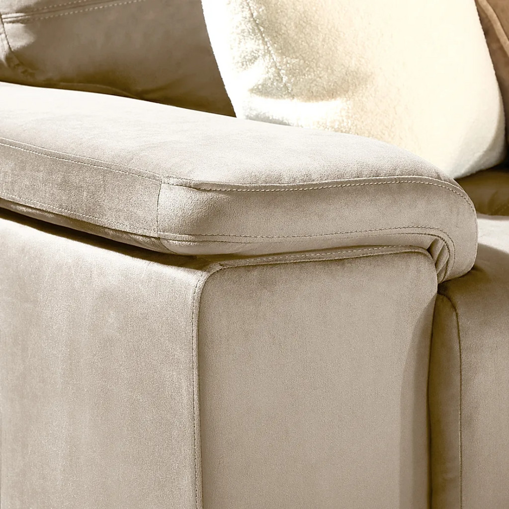 🛋️ Kansas Sofa