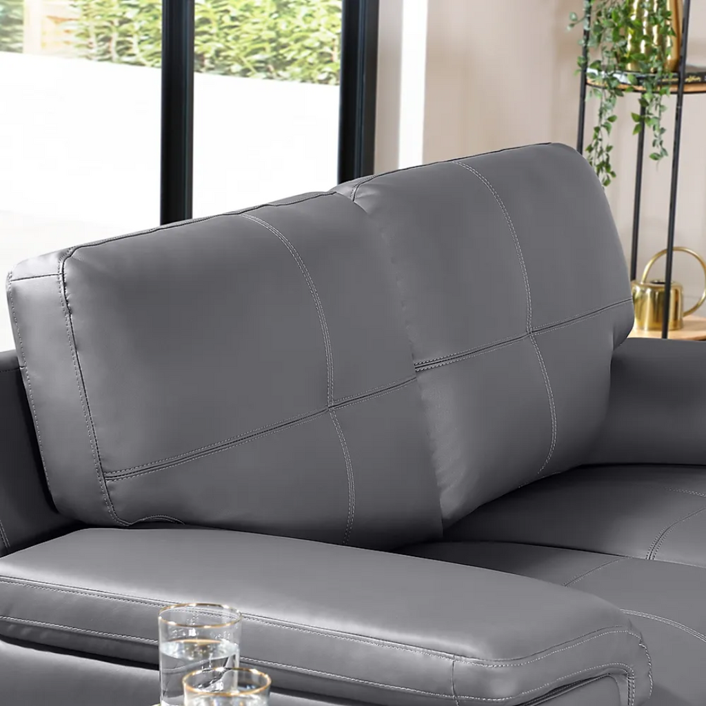 🛋️ Kansas Sofa