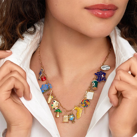 DIY zirconium inlaid gourmet sports pendant with gold plating and color retention