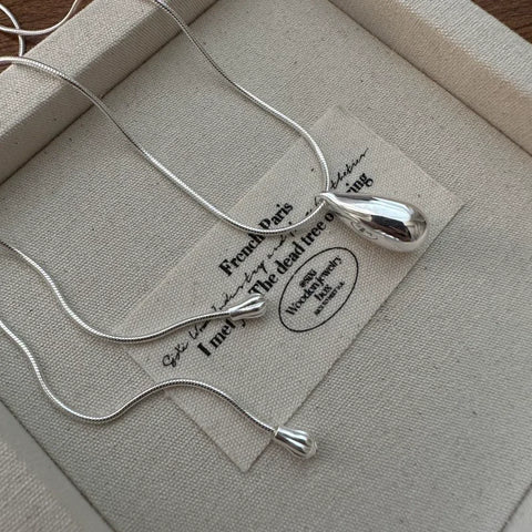 Sterling Silver Luxury Fashion Drop Necklace for Fall/Winter Sweater Chains Simple Versatile Pendant