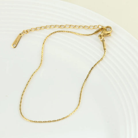 Women's High-end Stainless Steel Bracelets Box Chain Clip Bead Chain Fashion