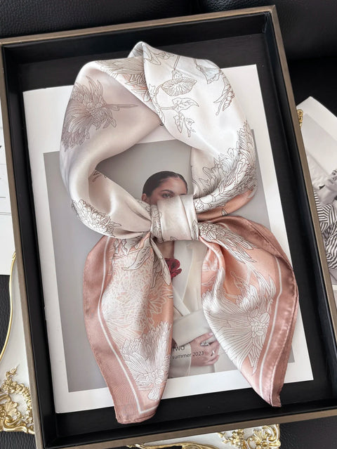 Vintage Chain Print Satin Square Scarf Soft Lightweight Women’s Fashion Accessory