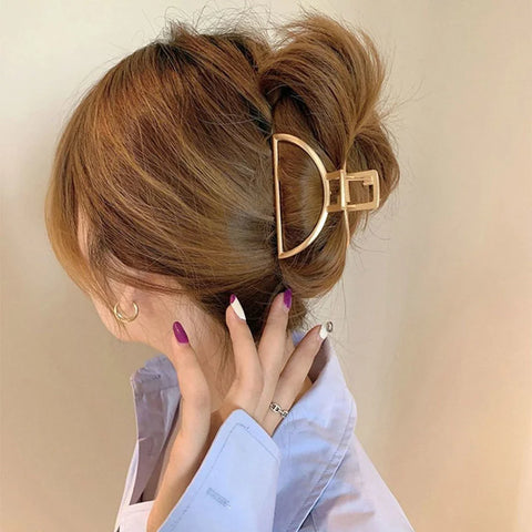 Korean Metal Geometric Hair Claws Barrettes Elegant Hair Clips Crab Hollow Out Hairpin