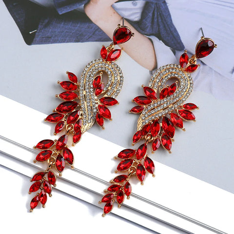 Women's fashionable tassel leaf earrings with retro phoenix pattern design