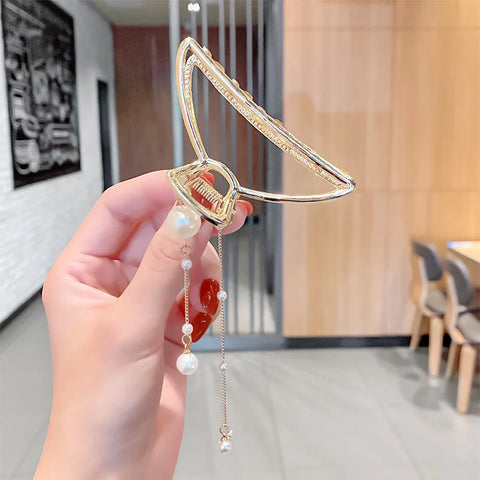 Korean Metal Geometric Hair Claws Barrettes Elegant Hair Clips Crab Hollow Out Hairpin