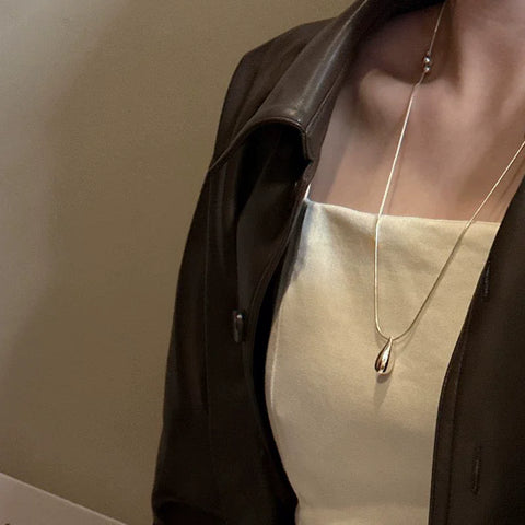 Sterling Silver Luxury Fashion Drop Necklace for Fall/Winter Sweater Chains Simple Versatile Pendant