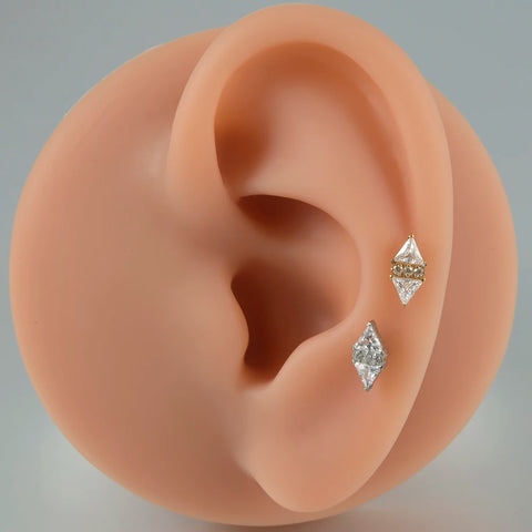 Zircon G23 Solid Titanium Cartilage Earrings Stud 16G Internally Threaded Cz Cluster Helix