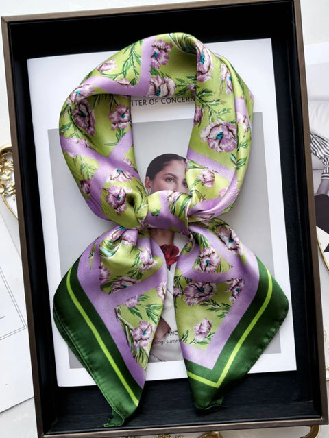 Vintage Chain Print Satin Square Scarf Soft Lightweight Women’s Fashion Accessory