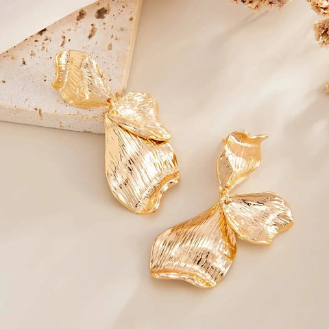 Salircon Creative Metal Wrinkle Petal Pendant Earrings for Women