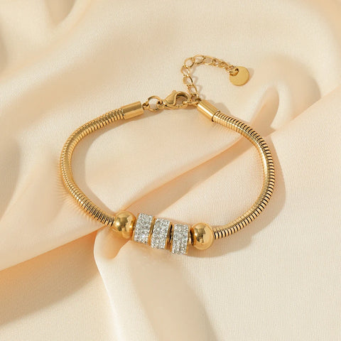 Stainless Steel Metal Gold Color Charms Bracelet For Women Texture Antiallergic Wrist Chain