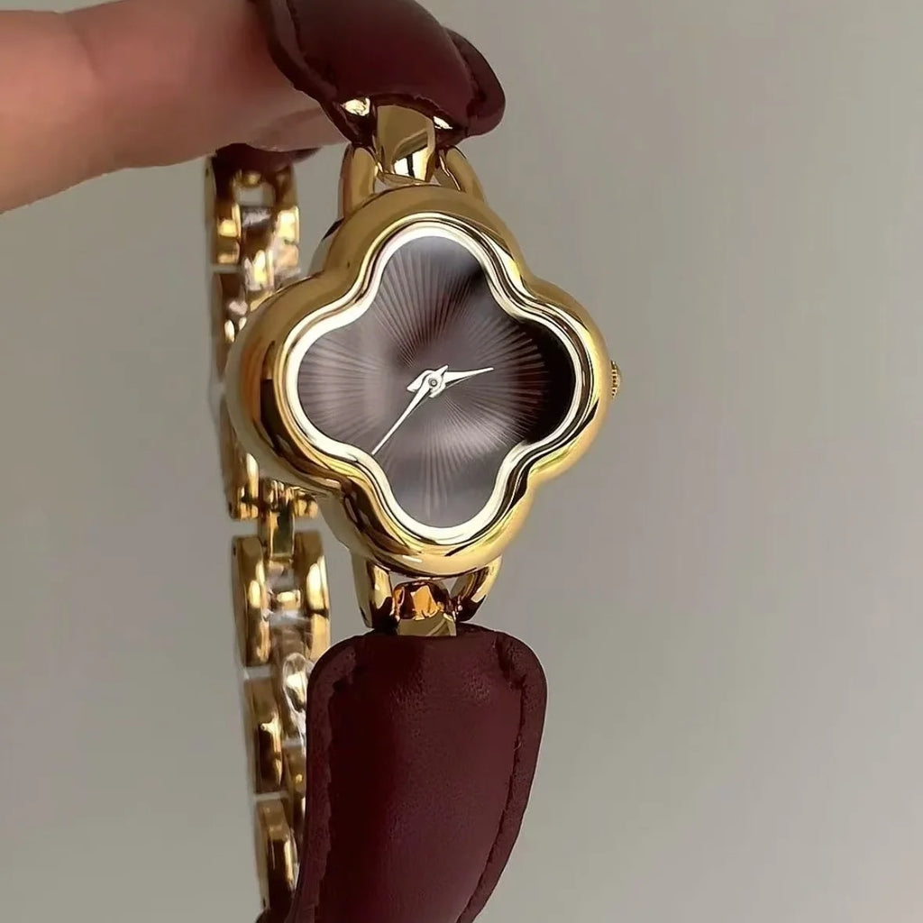 Flower dial fashionable light luxury Watch bracelet