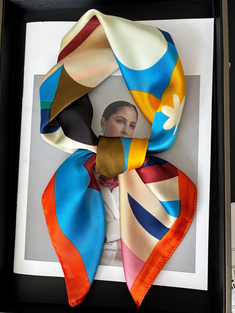 Vintage Chain Print Satin Square Scarf Soft Lightweight Women’s Fashion Accessory