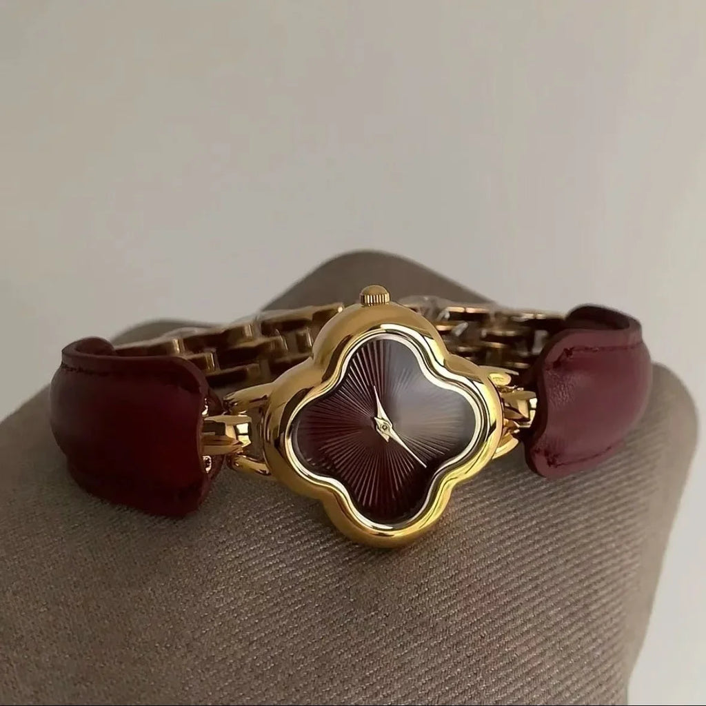 Flower dial fashionable light luxury Watch bracelet