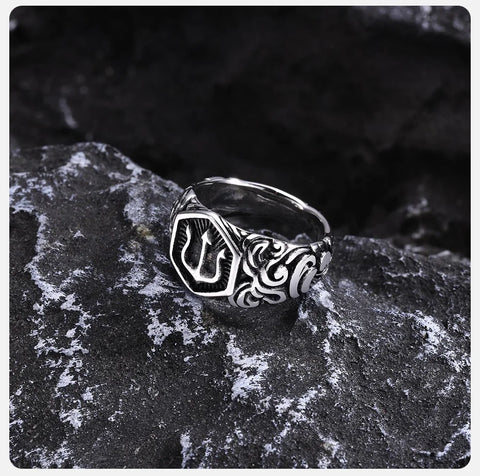 Tridant Signet Ring for Men Stainless Steel Geometric Top Stamp Finger Band