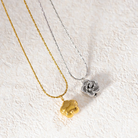 Delicate Rose Pendant Necklace for Women Romantic Love Gift Hypoallergenic Jewelry Gift