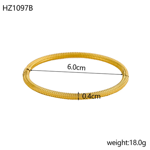 Stainless Steel Fashionable 18K Gold Plated Hollow Bracelet