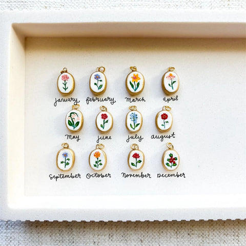 DIY zirconium inlaid gourmet sports pendant with gold plating and color retention