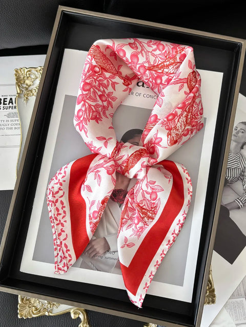 Vintage Chain Print Satin Square Scarf Soft Lightweight Women’s Fashion Accessory