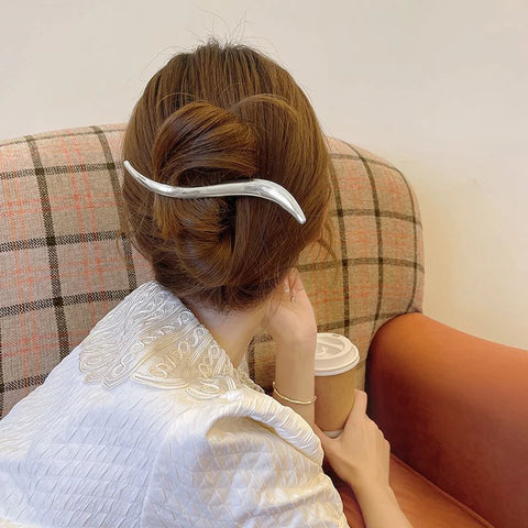 Korean Metal Geometric Hair Claws Barrettes Elegant Hair Clips Crab Hollow Out Hairpin