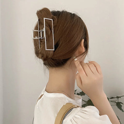 Korean Metal Geometric Hair Claws Barrettes Elegant Hair Clips Crab Hollow Out Hairpin